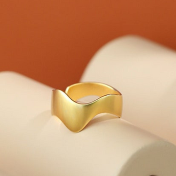 Gold Wave Ring
