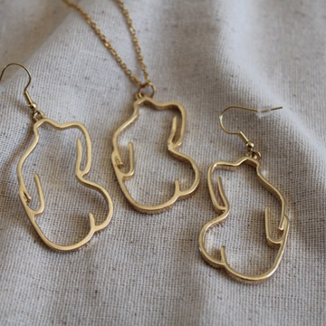 Aphrodite Pendant Set