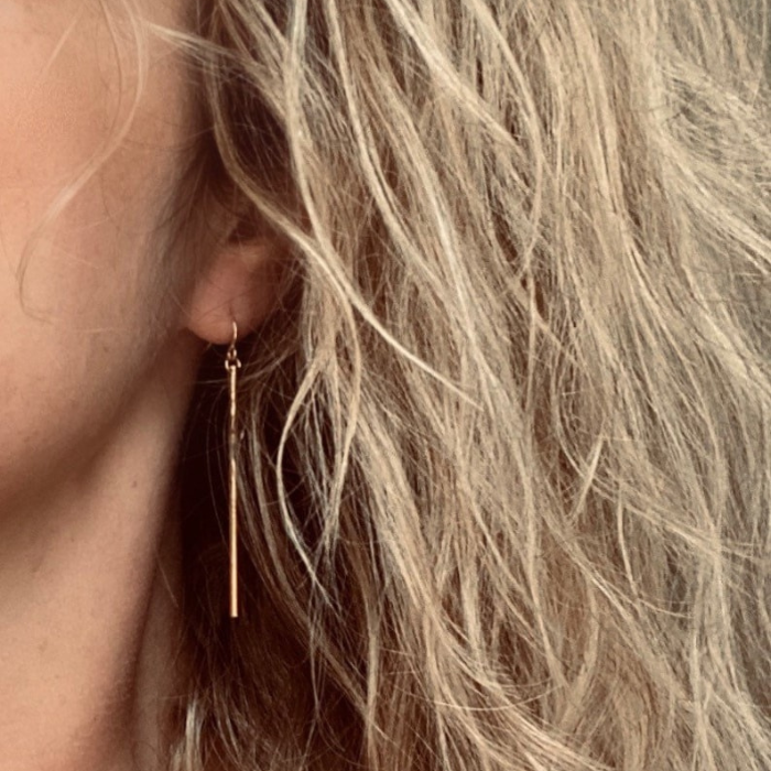 supermodel wearing earrings by chokha india